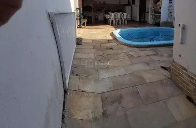 Casa com 2 quartos à venda na Rua Willian Ibraim Khenaife, 100, Alphaville, Campos dos Goytacazes