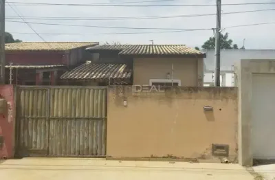 Casa à venda na Rua Francisco de Souza Martins, 55, Parque Varanda do Visconde, Campos dos Goytacazes