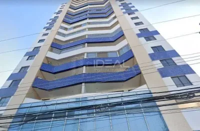 Apartamento amplo em área central com 03 quartos, 02 suítes e 02 vagas de garagem - venda/aluguel