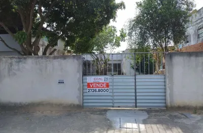 Terreno de 360m² com construção antiga à venda no parque são benedito