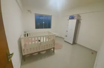 Novo apartamento familiar de 2 quartos com suíte no coração de campos