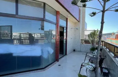 Cobertura luxuosa a passos da praia do forte - conforto e lazer