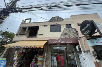 Casa com 3 quartos à venda na Rua Visconde de Itaboraí, 618, Parque Aurora, Campos dos Goytacazes