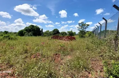 Terreno à venda na Aeroporto Bartolomeu Lisandro, Parque Aeroporto, Campos dos Goytacazes