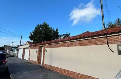 Casa com 4 quartos à venda na Rua Almeida Barbosa, 39, Parque Rosário, Campos dos Goytacazes