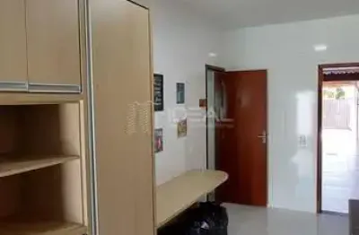 Casa com 2 quartos à venda na Rua Olegário Mariano, 51, Parque Jóquei Club, Campos dos Goytacazes