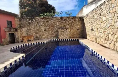 Casa com 3 quartos para alugar na Rua Ovídio Manhães, 88, Parque Oliveira Botelho, Campos dos Goytacazes