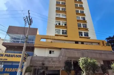 Apartamento com 2 quartos para alugar na Rua Gil de Gois, 60, Centro, Campos dos Goytacazes