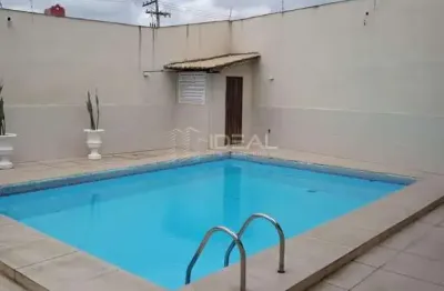Apartamento com 2 quartos para alugar na Avenida Rui Barbosa, 741, Centro, Campos dos Goytacazes