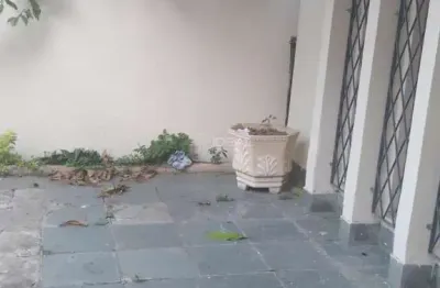 Casa com 2 quartos para alugar na Rua Padre Ângelo Peçanha, 113, Chácara João Ferreira, Campos dos Goytacazes