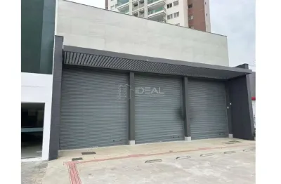 Casa comercial para alugar na Avenida Pelinca, 405, Parque Tamandaré, Campos dos Goytacazes