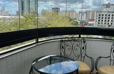 Apartamento mobiliado – valor com todas as taxas inclusas  excelente apartamento totalmente mobiliado, com 83 m², localizado no 5º andar, com excelente ventilação natural, favorecida pela circulação d