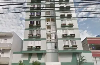 Apartamento amplo no Edifício Conselheiro José Fernandes na Pelinca