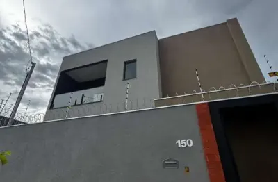 Sobrado para venda perto da ufms - conjunto com 3 sobrados novos