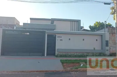 Casa com 3 quartos à venda na Rua Luís Pereira, 238, Universitário, Campo Grande