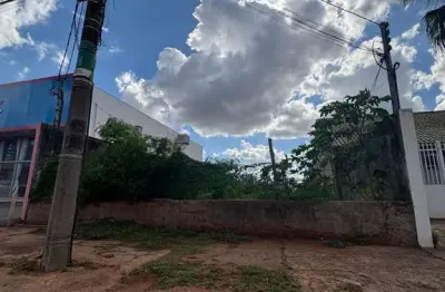 Terreno à venda na Rua Espírito Santo, 1041, Centro, Campo Grande