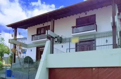 Linda casa 5 quartos ao lado do bom pastor, com ótimo aproveitamento e extremamente conservada