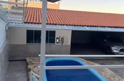 Vendo Maravilhosa Casa com 7 quartos, 300 m² - Rosário - Carandaí/MG