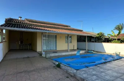 1052 - casa 3 dorm (01 suíte) + piscina 1.500m da lagoa| pinheiros