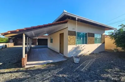 2106 - casa alvenaria 4 dormitórios (sendo uma suíte) | costeira