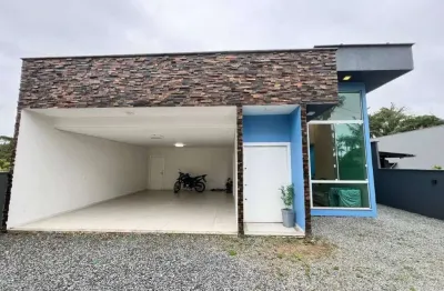 2141 - casa alto padrão com 2 dormitórios - 250m da lagoa | costeira - bbs