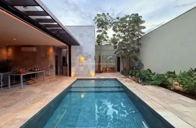 Casa á venda com 4 quartos sendo 3 suítes ,localizado no bairro mercês em uberaba -mg .