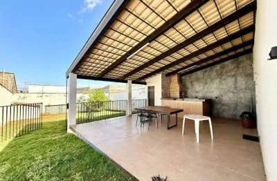 Casa à venda com 1 suíte localizada no bairro parque das laranjeiras ii em uberaba .