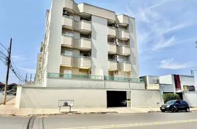 Apartamento com 03 quartos, sendo um suíte, área externa ampla e perto do shopping uberaba