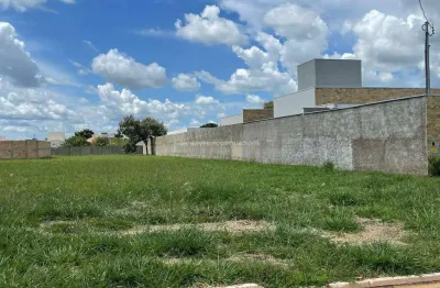 Terreno de 1.880 m² à venda em uberaba, no condomínio mário franco.
