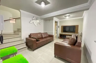 Sobrado à venda na cidade de uberaba, mg, localizado no bairro residencial estados unidos.