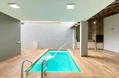 Casa com 4 quartos à venda no Jardim São Bento, Uberaba 