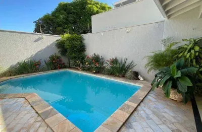 Casa com 4 quartos à venda no Jardim do Lago, Uberaba 