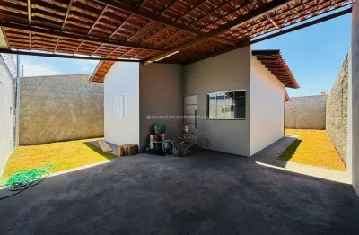 Casa com 2 quartos à venda no Jardim Espanha, Uberaba 