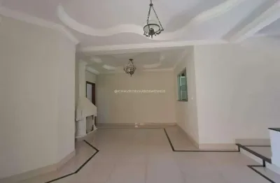 Casa no bairro estados unidos em uberaba, mg com suíte master e elevador