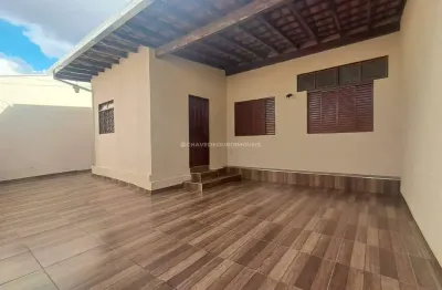 Casa à venda no Conjunto Cássio Rezende, Uberaba 