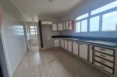 Apartamento à venda no Mercês, Uberaba/MG – Próximo ao colégio Marista. - 3 quartos , sendo 1 suite.
