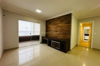 Apartamento à venda com três quarto sendo 1 suíte, localizado no bairro Vila Maria Helena.