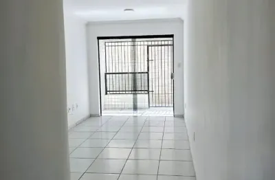 Apartamento térreo com área privativa, 2 qts sendo 1 suíte, nos Bancários,  João Pessoa Paraiba