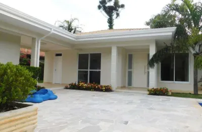 Casa à venda em vinhedo, condomínio marambaia, com 3 quartos, com 330 m²