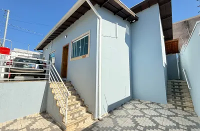Casa com 3 quartos à venda na Rua E, 80, Cidade Vergani, Pouso Alegre