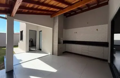 Casa com 3 quartos à venda na Rua Aloysio Rafael dos Santos, 20, Residencial Santa Rita, Pouso Alegre