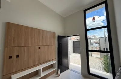 Casa com 3 quartos à venda na Rua Helena Simão Rezende, 300, Parque Real, Pouso Alegre