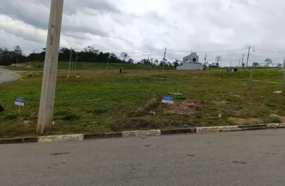 Vende-se este lindo lote de 150m2, ou seja, 6x25. lindo residencial fechado próx. ao alphaville