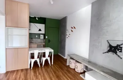 1/4 mobiliado no caminho das árvores, totalmente reformado!