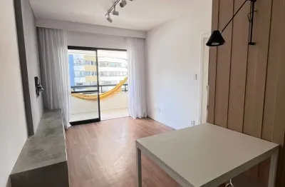 Charmoso 1/4 no caminho das árvores, totalmente reformado!