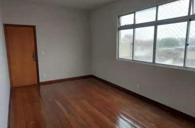 Apartamento com 3 quartos para alugar na Rua Virgínia, Carlos Prates, Belo Horizonte, 133 m2 por R$ 2.900