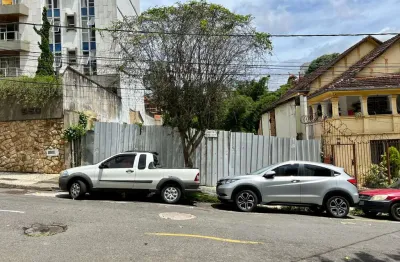 Terreno à venda na Rua Barão de Cataguases, 616, Santa Helena, Juiz de Fora