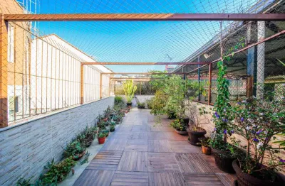 Casa com 4 quartos à venda na Rua Henrique Burnier, 103, Mariano Procópio, Juiz de Fora