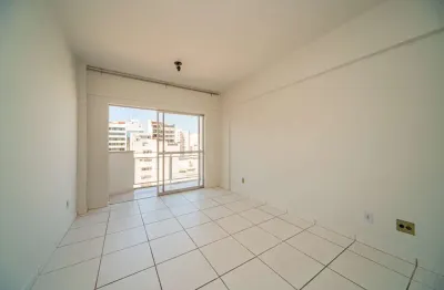 Quarto e sala prático e bem localizado no São Mateus para locação