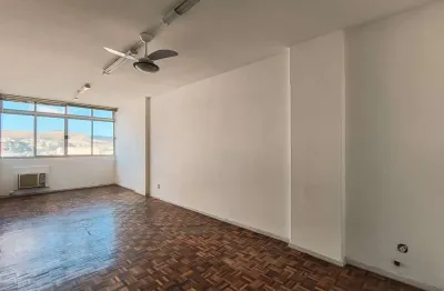 Sala comercial para alugar na Avenida Barão do Rio Branco, 2288, Centro, Juiz de Fora